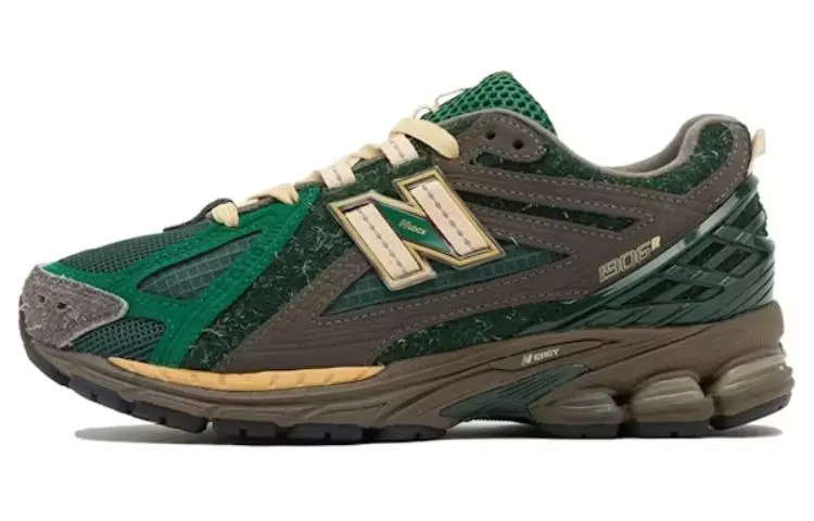 1906 New BalanceR 'Diamond District Pack - Green' size? Exclusive