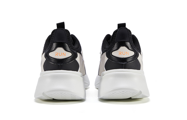 QIAODAN Versatile Slip Resistant Abrasion Resistant Slip Resistant Abrasion Resistant Low top Running Shoes Men’s