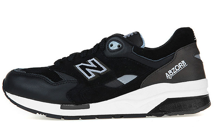 1600 New Balance Elite Edition