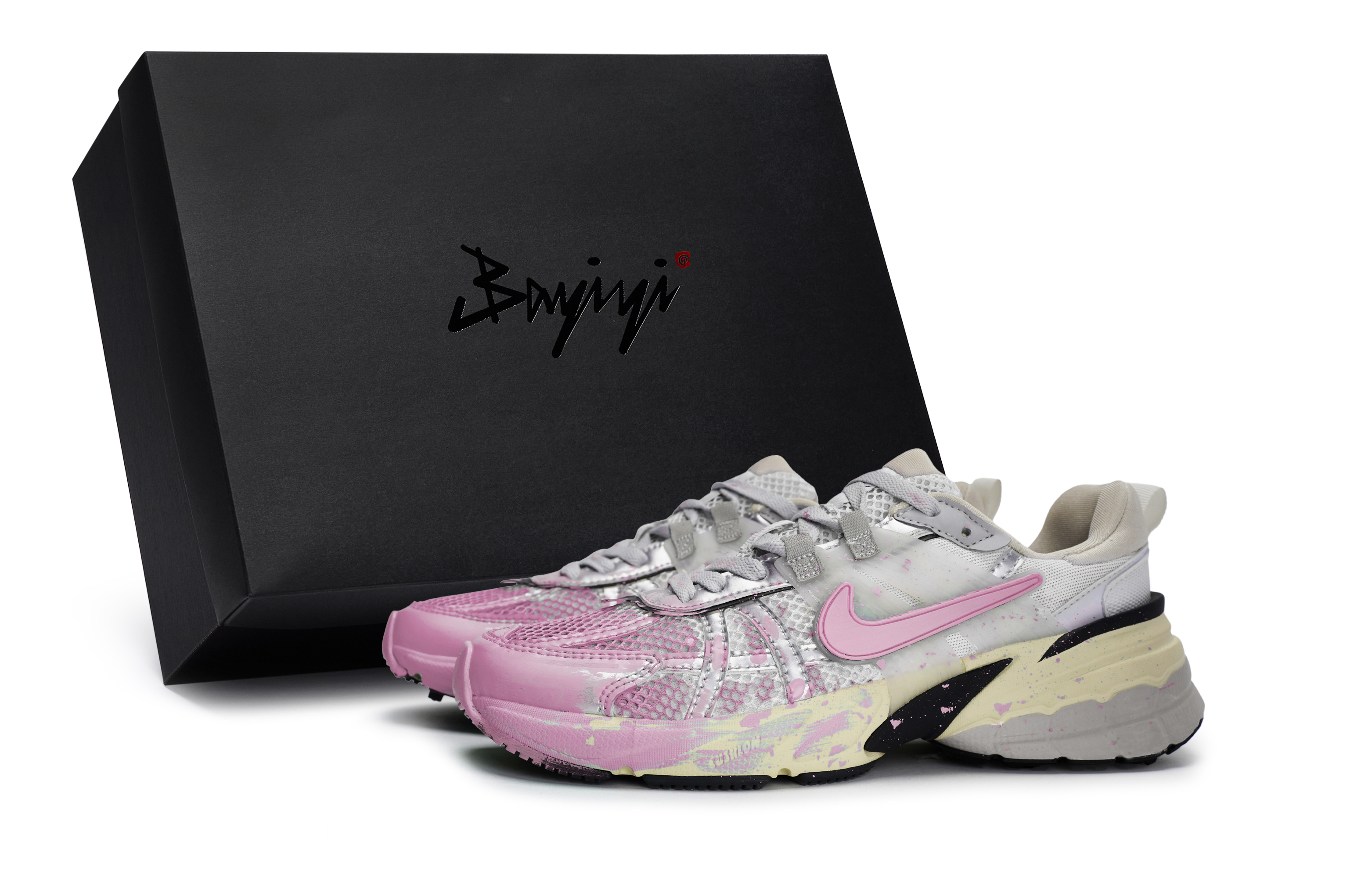 Nike V2K Run Slip Resistant Abrasion Resistant Low top Running Shoes Women’s Silver Pink