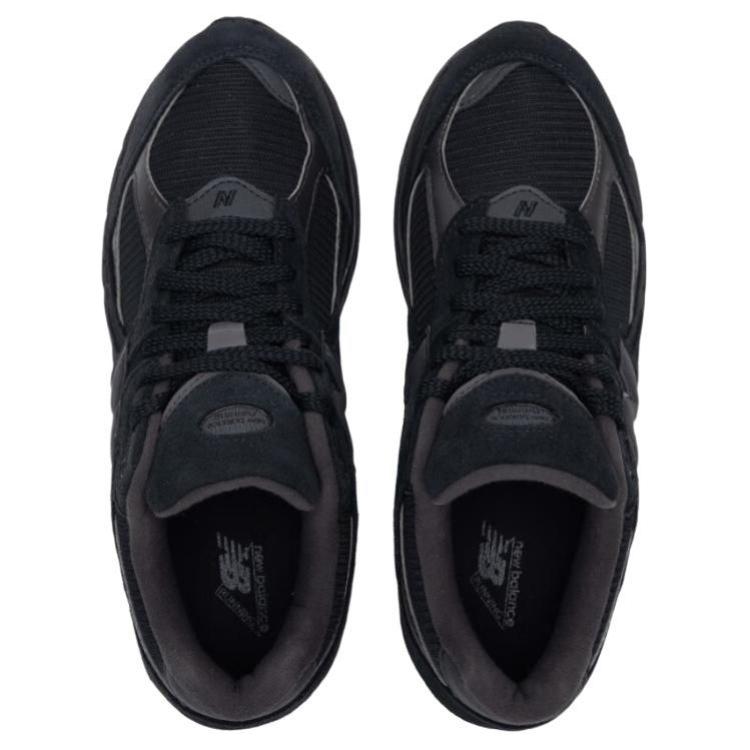 2002R New Balance ‘Black Cat’