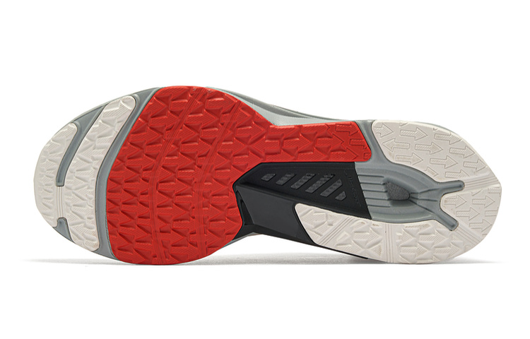 DESCENTE RUNNING Low top Running Shoes Women’s Light Gray
