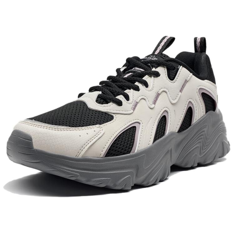 XTEP Abrasion Resistant Lightweight Wear resistant And Lightweight Low top Outdoor Shoes Women’s Beige Black