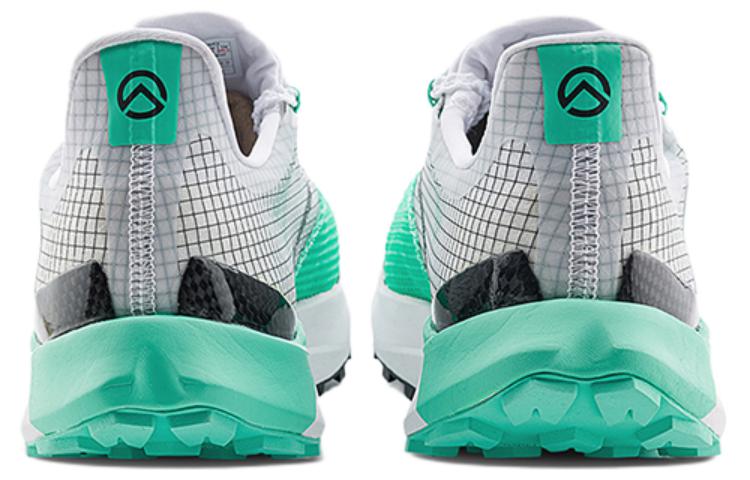 THE NORTH FACE Peak Collection Slip Resistant Abrasion Resistant Low top Running Shoes Women’s Green