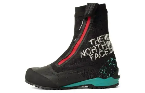 THE NORTH FACE Summit Cayesh Futurelight Breathable Waterproof Breathable And Waterproof Crew Outdoor Boots Men's