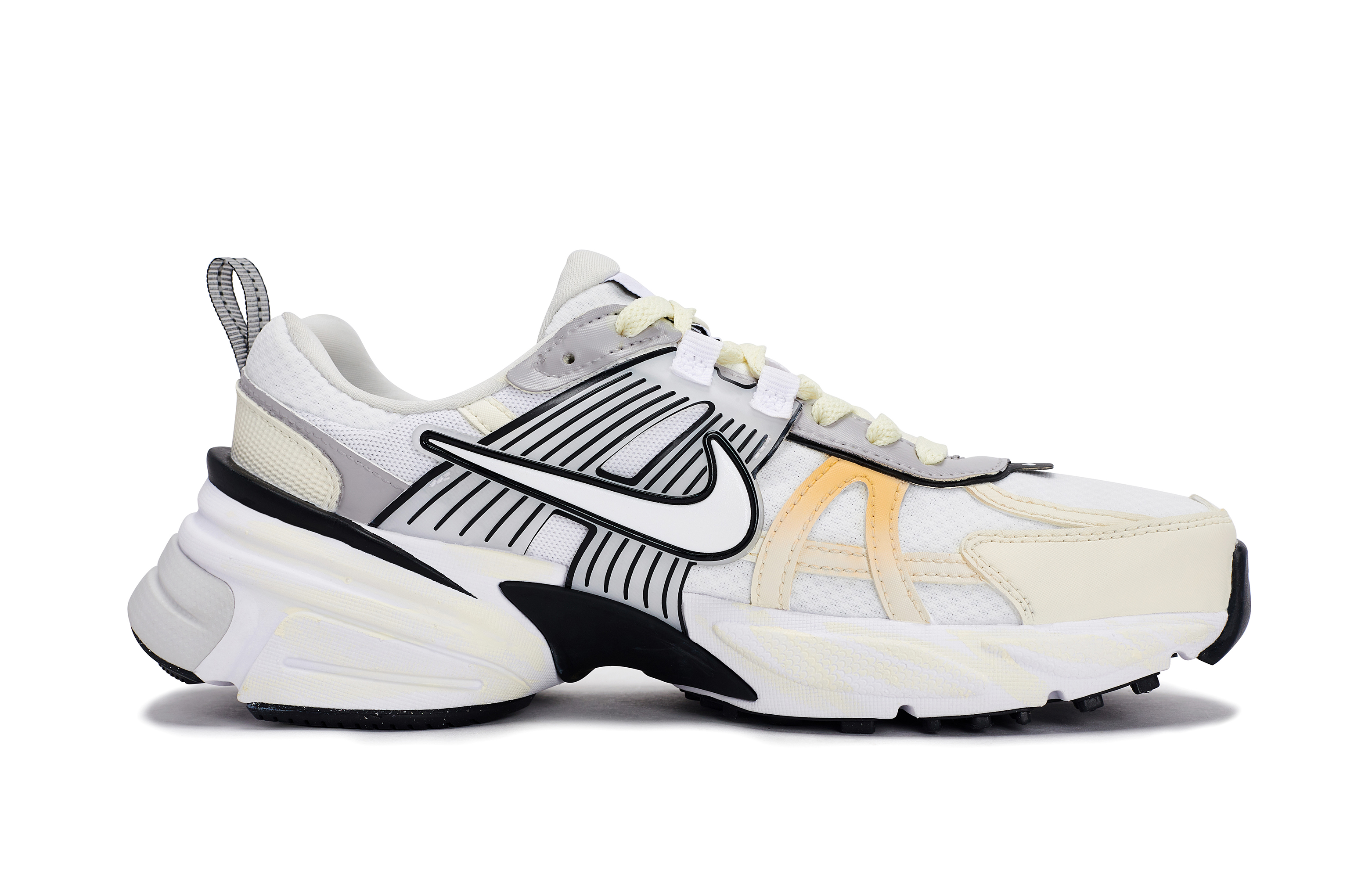 Nike V2K Run Low top Running Shoes Women’s White