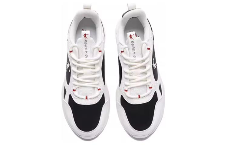 QIAODAN Slip Resistant Abrasion Resistant Low top Running Shoes Men’s