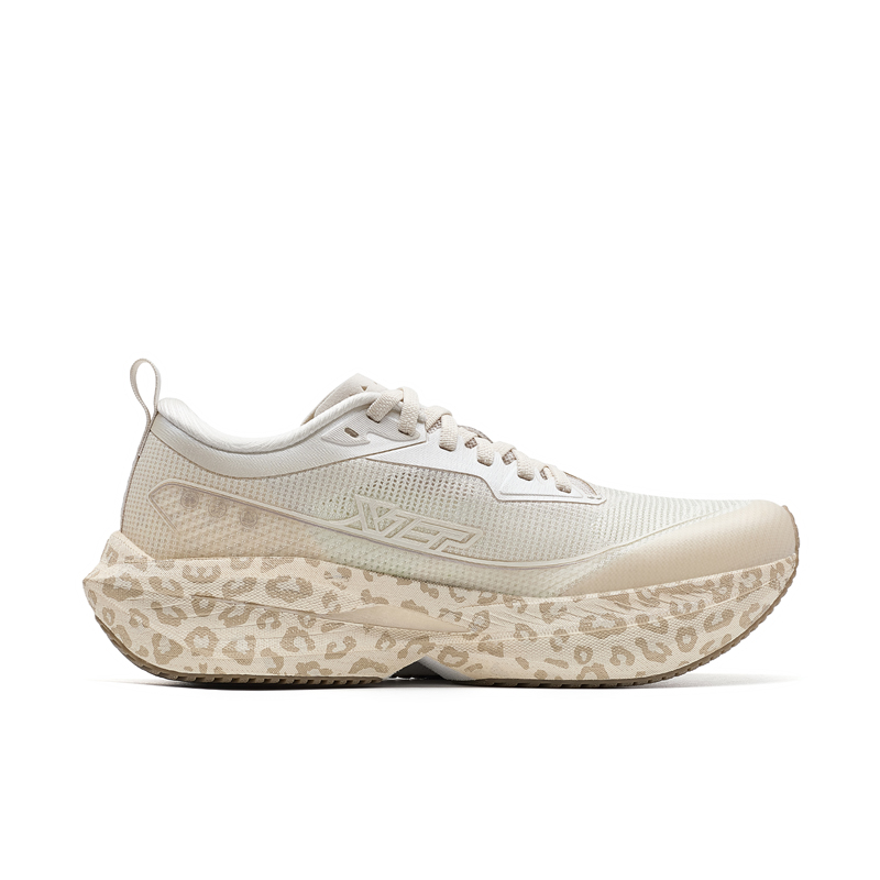 XTEP One Piece Molding 2 Fabric Cushioning Abrasion Resistant Cushioning, Wear Resistant Low top Racing Running Shoes