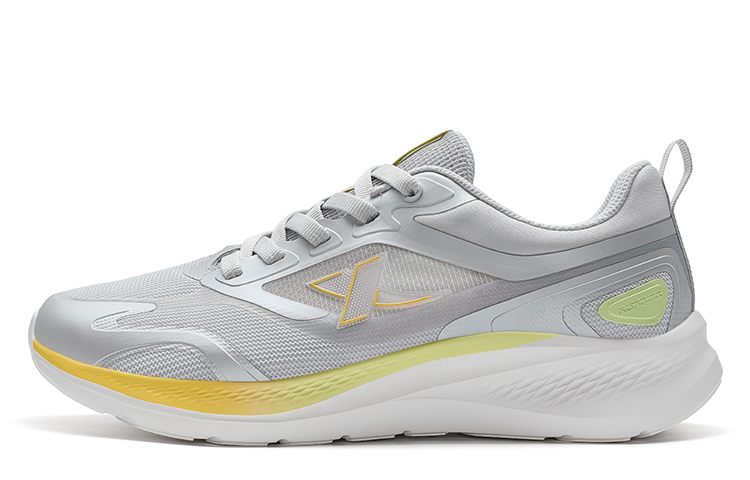 XTEP Abrasion Resistant Breathable Abrasion Resistant Breathable Low top Running Shoes Men’s Gray Yellow