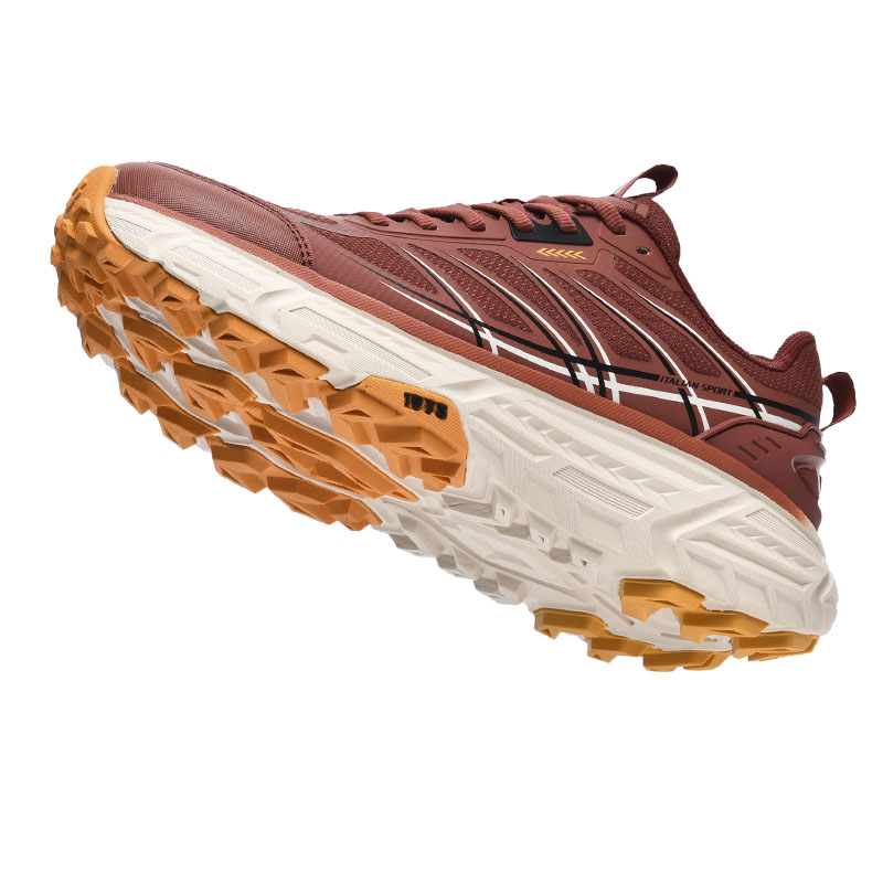 LOTTO Chryso V2 Non slip, Wear resistant, Impact resistant Low top Outdoor Shoes Men's Chili Sauce Red