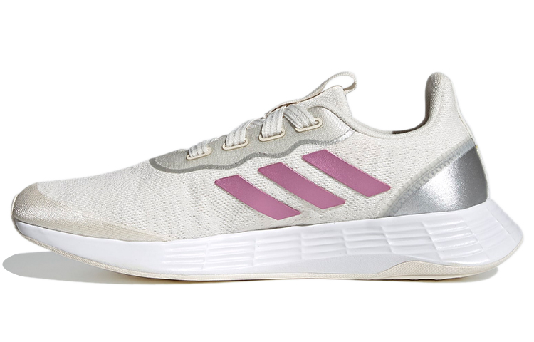 Женские кроссовки adidas adidas Qt Racer Sport (белые)
