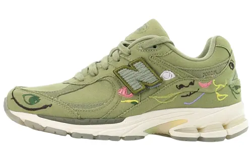 2002R Bryant Giles x 2002R New Balance 'What Now?'