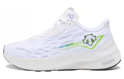 DESCENTE RUNNING Cushioning, Wear Resistant Low top Running Shoes Unisex White
