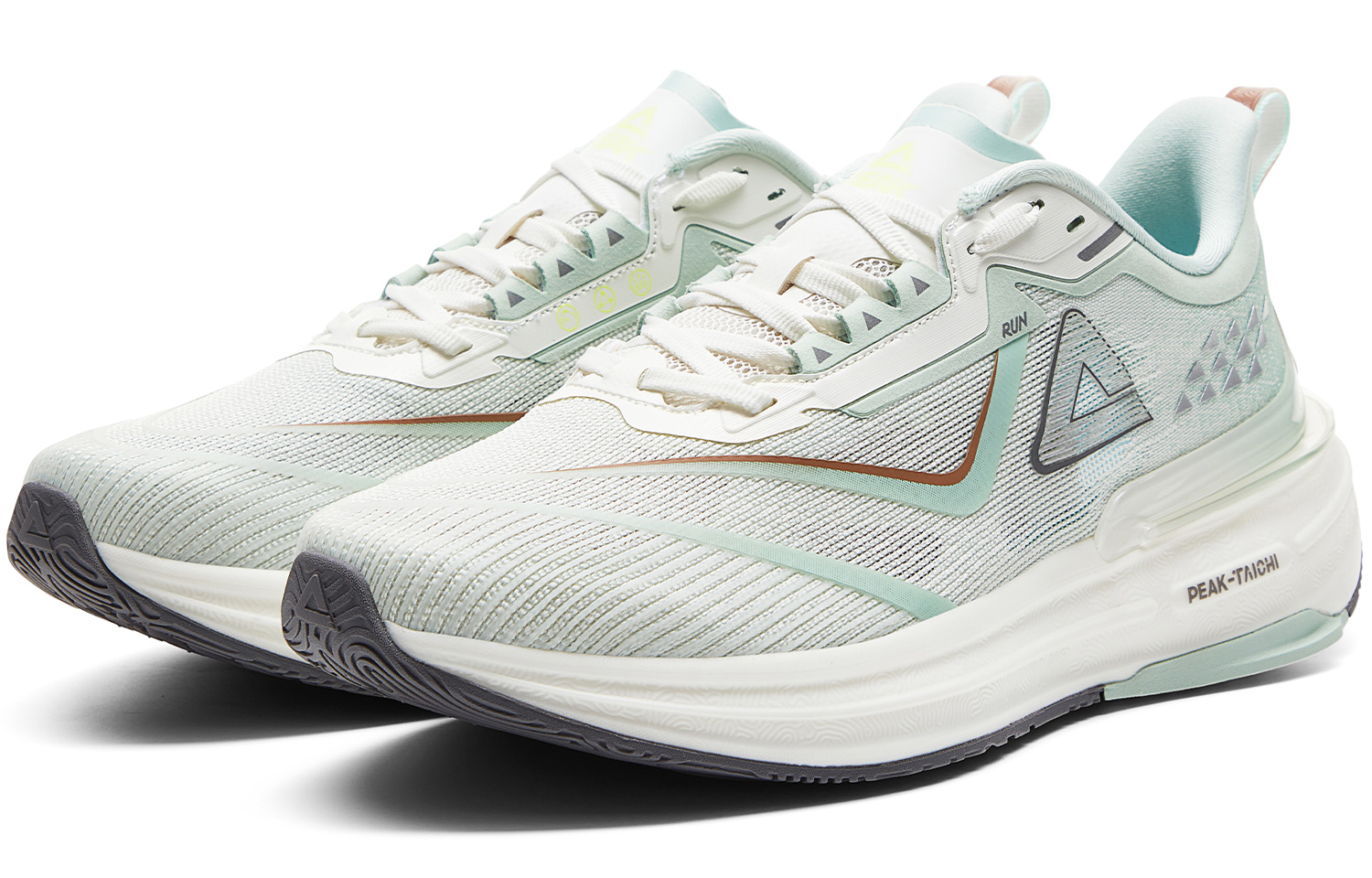 PEAK Taichi 6.0pro Comfortable Fabric Cushioning Slip Resistant Abrasion Resistant Breathable Lightweight Rebound