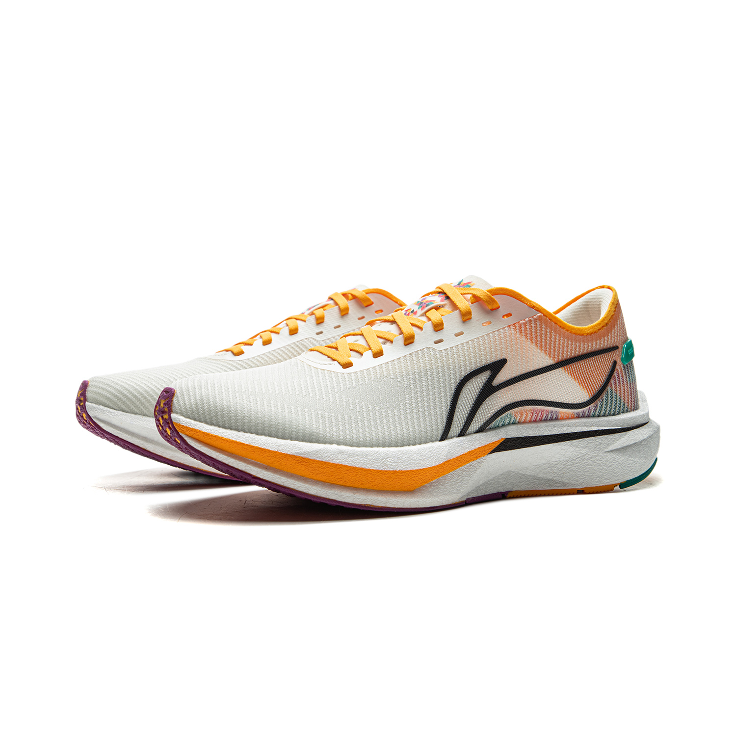 Li Ning ZhuiFeng Running Shoes Women’s Low Top Ecru