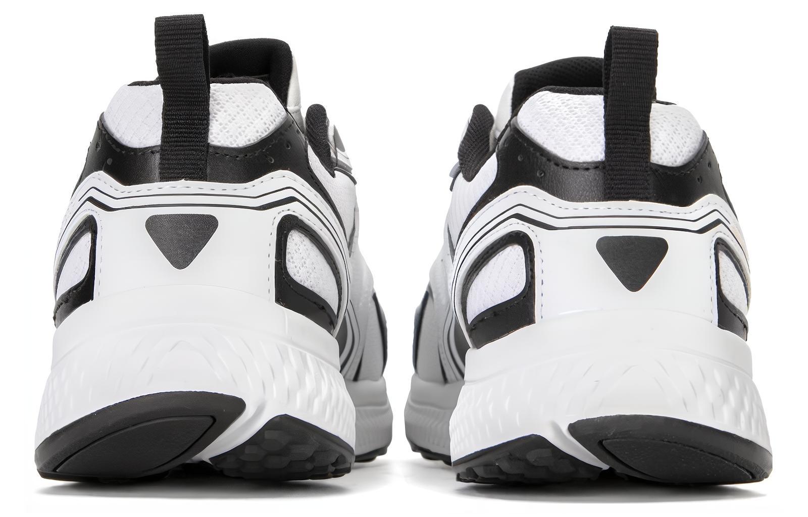 Skechers Go Run ‘White Black’