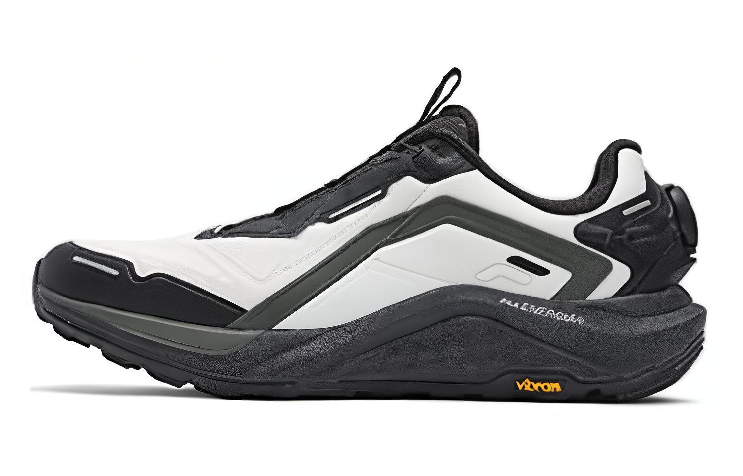 FILA BOA WOLF Fabric Low top Running Shoes Men's Black White