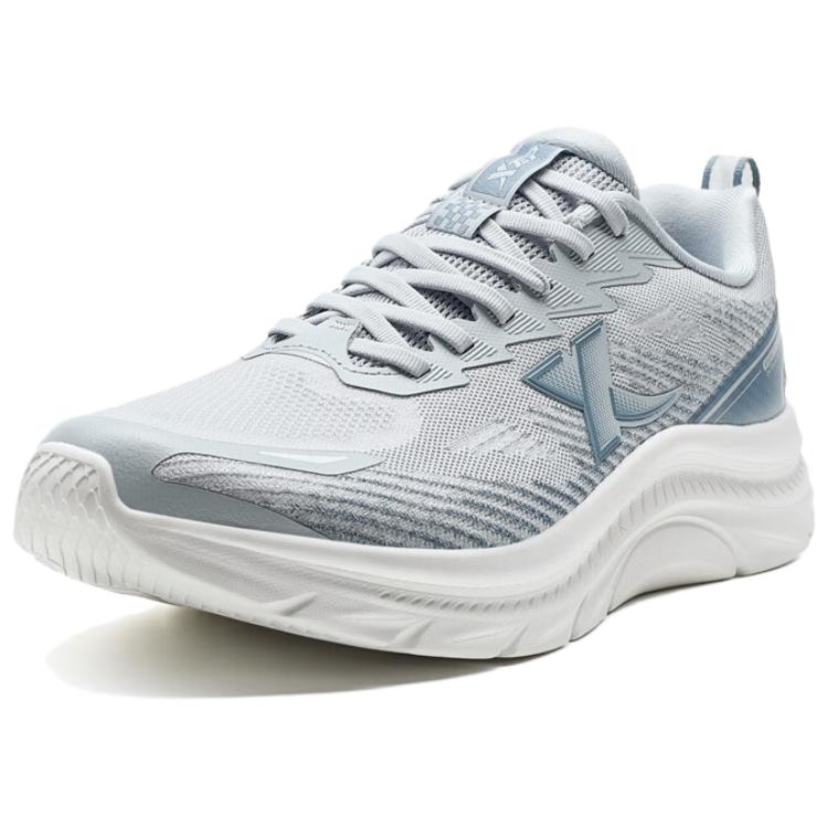XTEP Coverage Slip Resistant Low top Casual Running Shoes Men’s Gray Blue