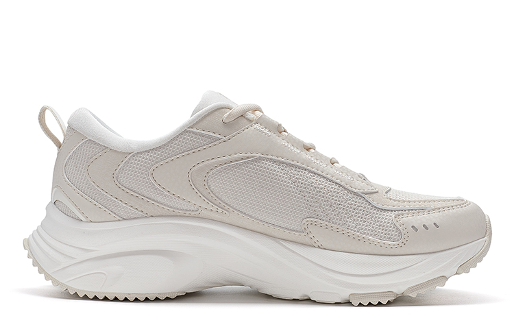 XTEP Slip Resistant Slip Resistant Low top Running Shoes Women’s Gray White