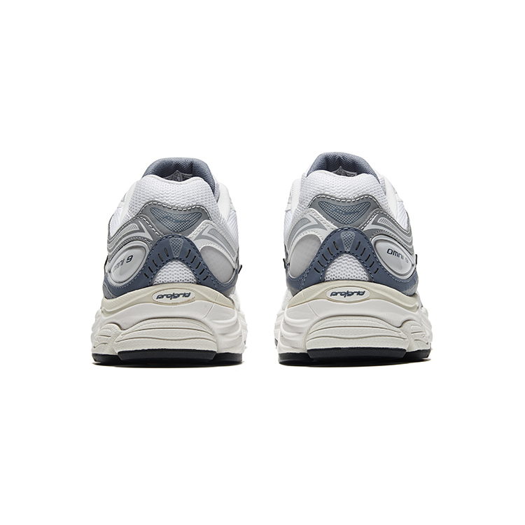 Saucony ProGrid Omni 9 Tomorrow Meet Yesterday Pack Blue