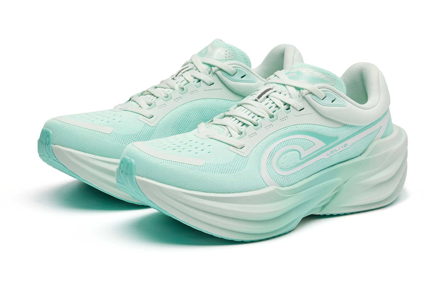 QIAODAN Thunderbolt Low top Q KUNGFU PRO HP Rebound Technology Casual Training Long Distance Running Shoes Men’s
