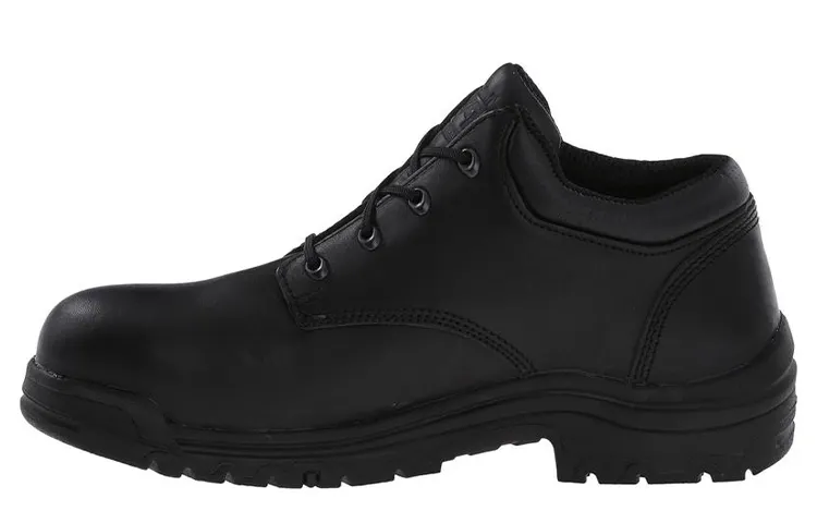 Timberland TiTan Outdoor Boots Men's Low Top Black