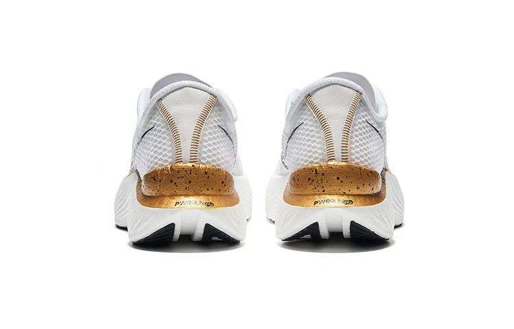 saucony Women’s Endorphin Pro 3 ‘White Gold’
