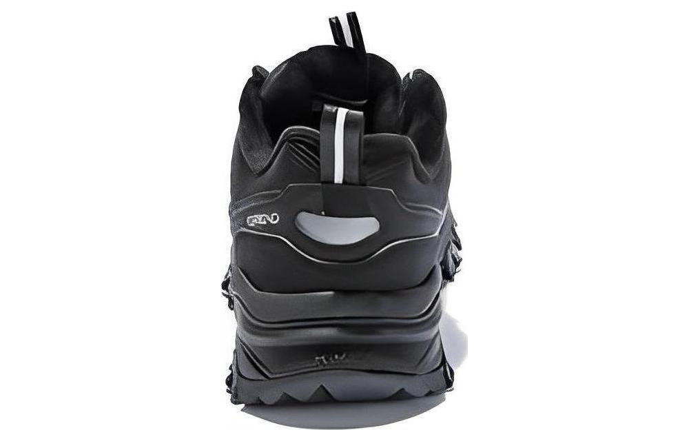 TOREAD Thermal Slip Resistant Abrasion Resistant Low top Outdoor Shoes Men’s Black