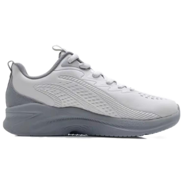 QIAODAN Slip Resistant Abrasion Resistant Low top Running Shoes Men’s Light Gray