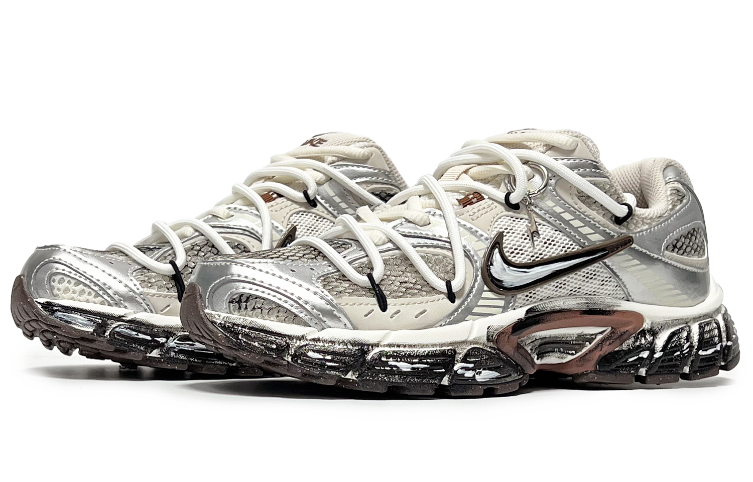 Nike V5 RNR Mesh, Leather Cushioning, Wear Resistant Low top Running Shoes Women’s Gray Black