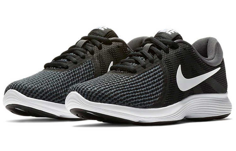 Женские кроссовки Nike REVOLUTION 4 (черно-белые) — Чёрныйбелый — фото 3