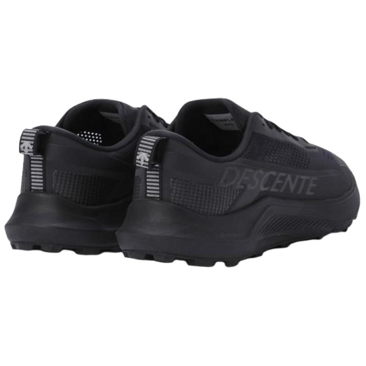 DESCENTE Somat Slip Resistant Abrasion Resistant Low top Casual Running Shoes Unisex Black