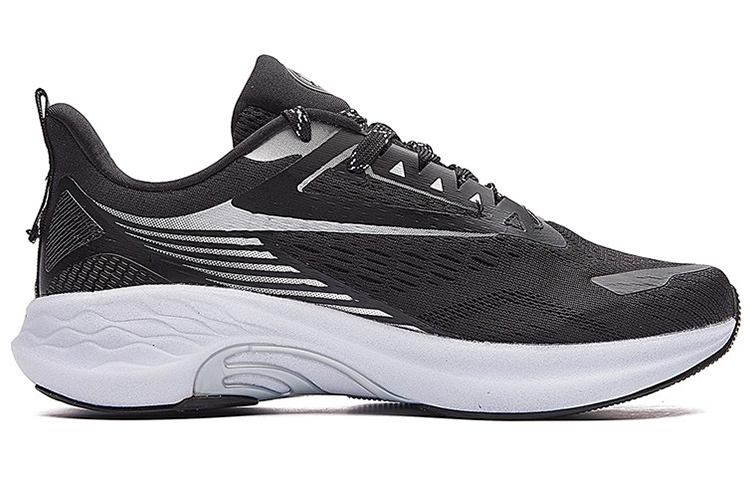 361° Flying Wing Running Shoes Women’s Low Top Black/White