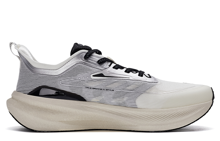 XTEP 2000km 2.0 Comfortable Low top XTEP ACE Midsole, Marathon Grade Outsole