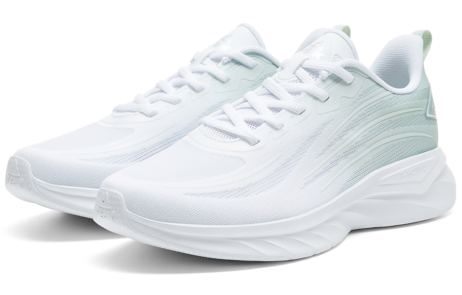 PEAK Low top Running Shoes Women’s Large White Sprout Green