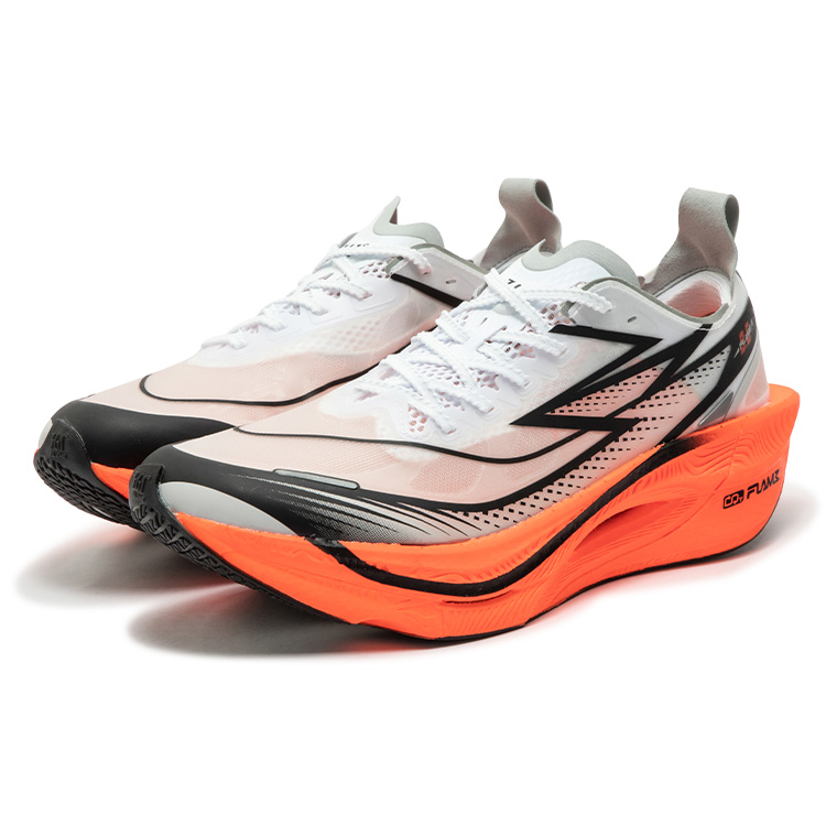 361° Flame 3 .5 Low top Running Shoes Unisex White Orange