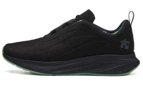 DESCENTE Comfortable Slip Resistant Abrasion Resistant Low top Shoe Men's Black