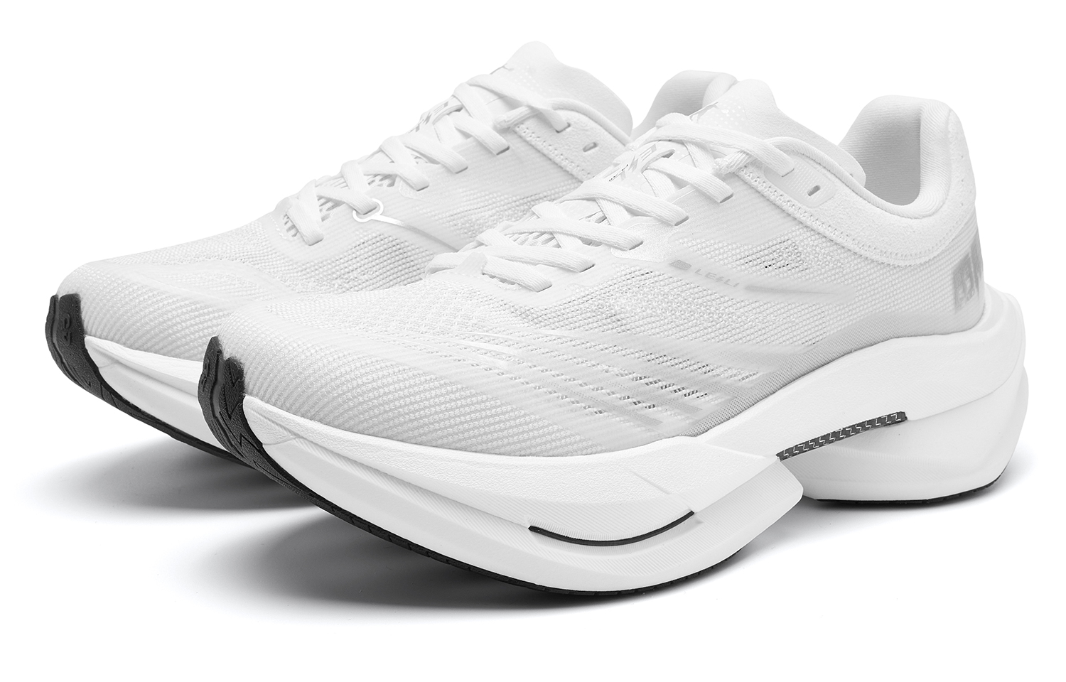 QIAODAN Thunder PLAID Cushioning Slip Resistant Abrasion Resistant Breathable Balance Rebound