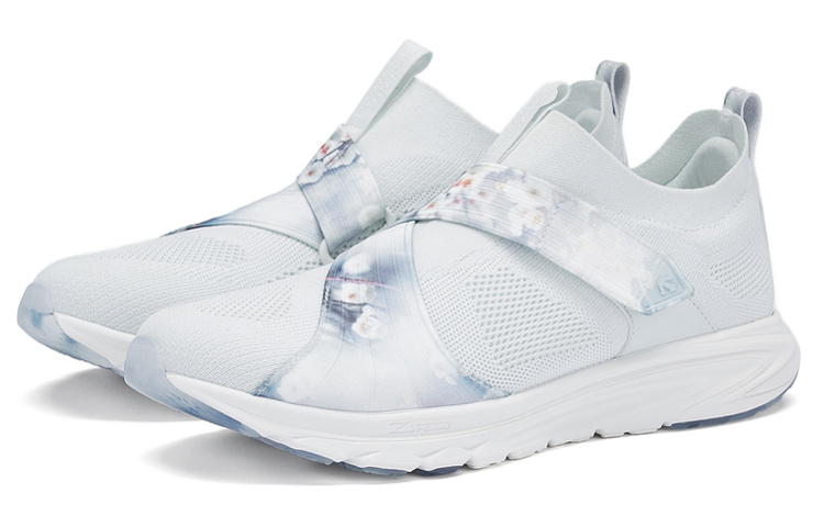 DESCENTE RUNNING Comfortable And Trendy Slip Resistant Abrasion Resistant Low top Running Shoes Women’s Light Blue