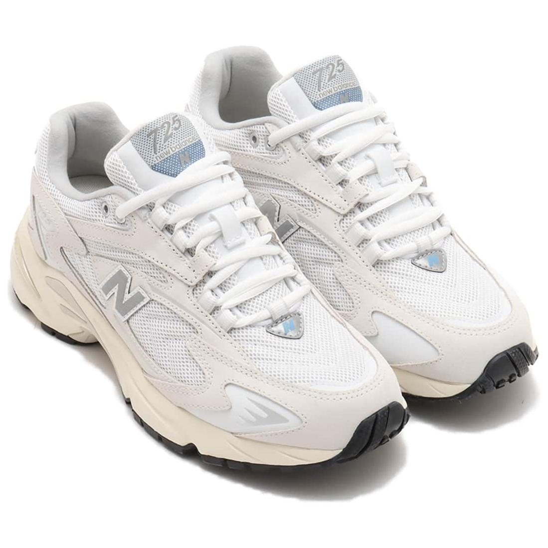 725 New Balance ‘White Reflection’