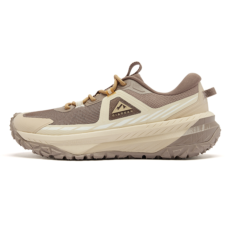 QIAODAN Breathable Lightweight Low top Trail Running Shoes Men’s Beige Brown
