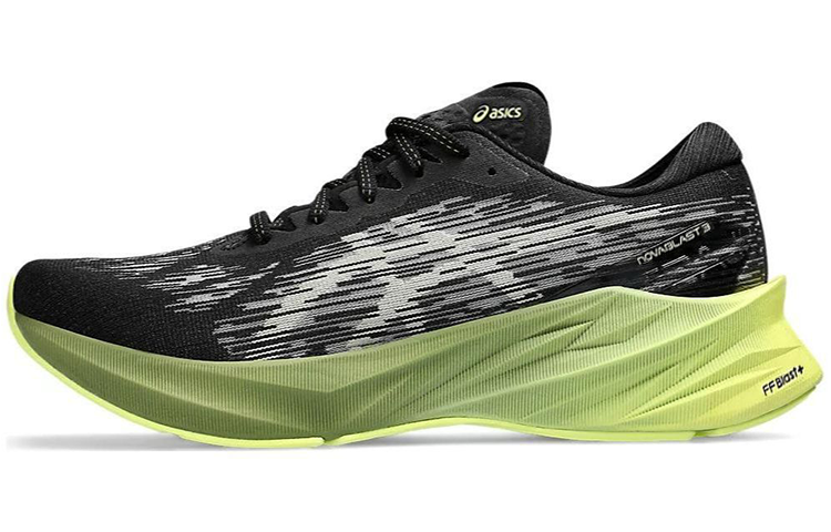 Мужские кроссовки ASICS Asics Novablast 3 (черно-зеленые)