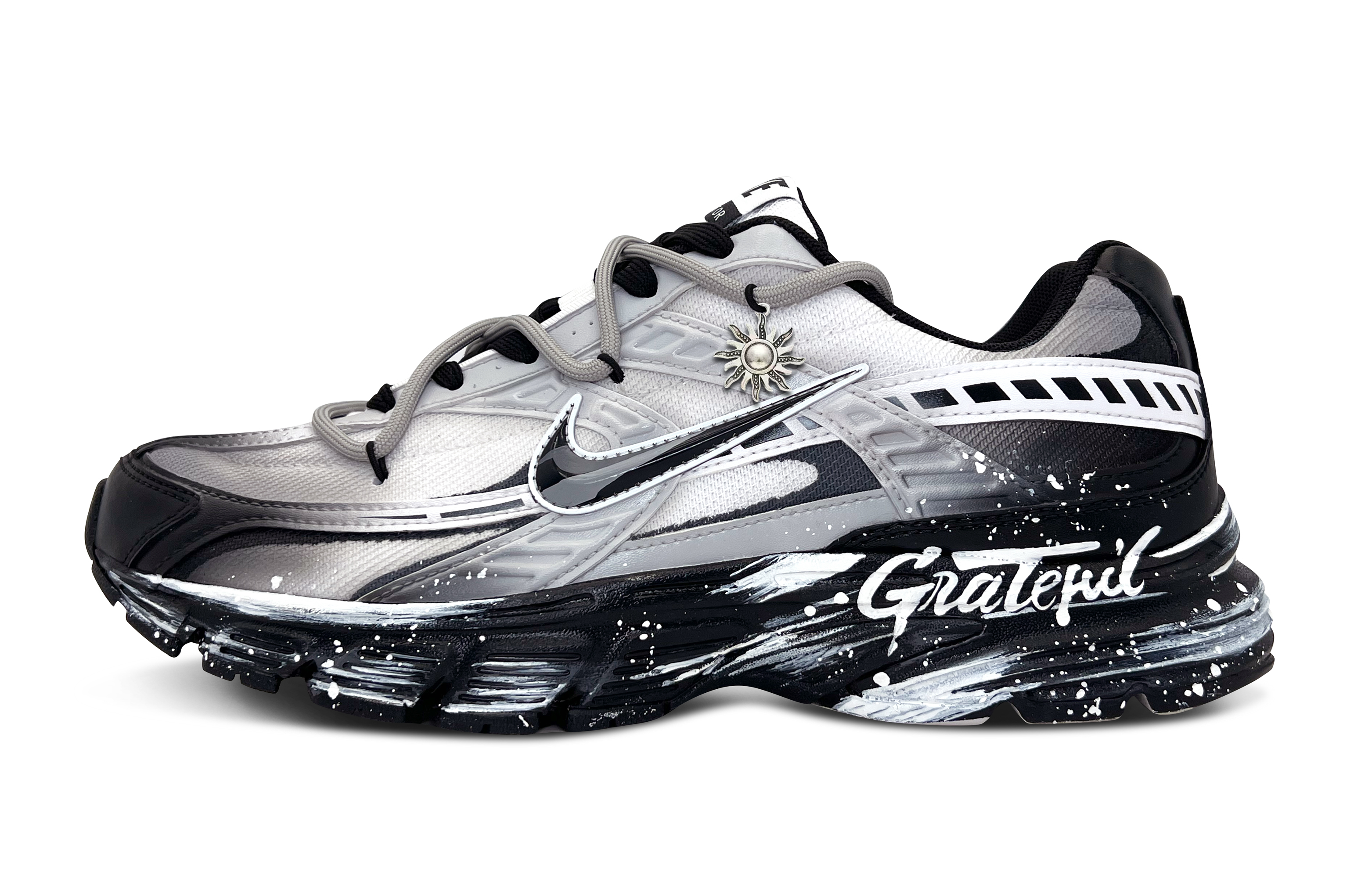 Nike Initiator Abrasion Resistant Breathable Moisture Wicking Low top Running Shoes Men’s Black White Silver
