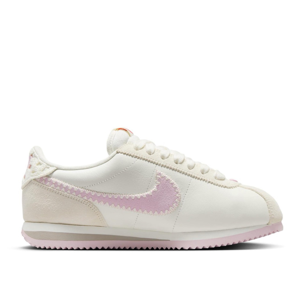 Nike Cortez Abrasion Resistant Abrasion Resistant Low top Running Shoes Women’s Blue Pink