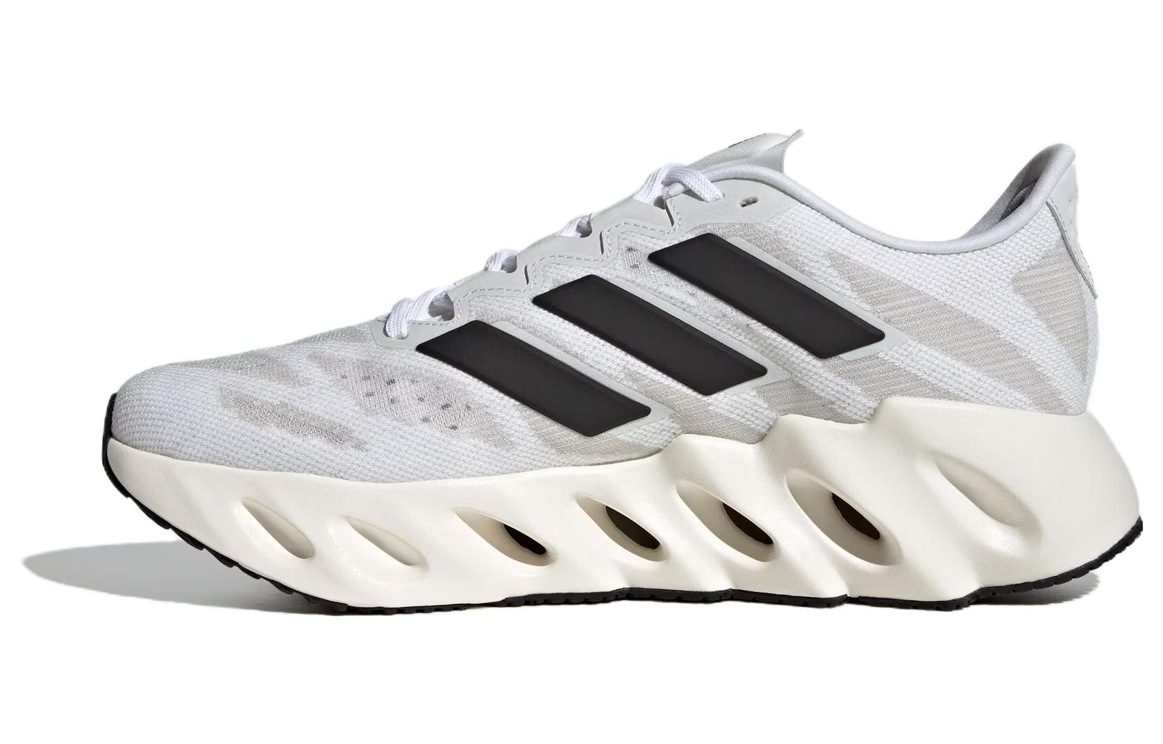 Мужские кроссовки adidas adidas Switch FWD (черный / белый)