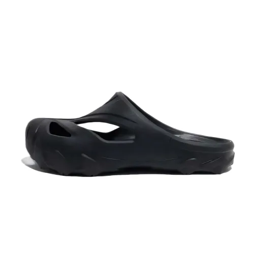 FILA Oakment Closed Toe Slippers Unisex Black