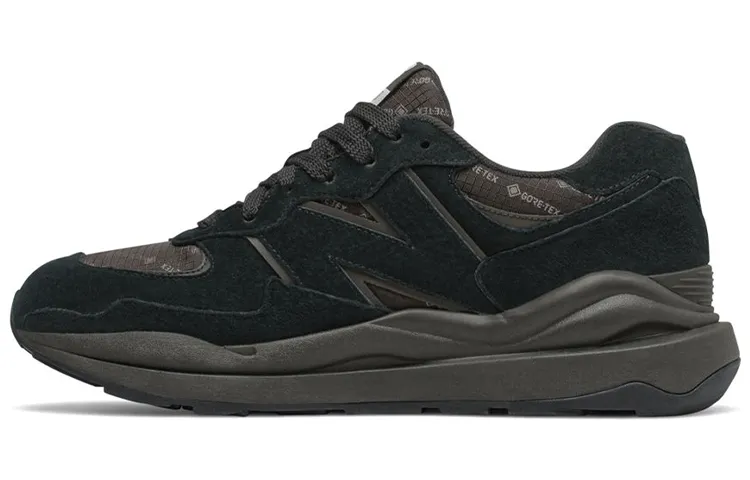57/40 New Balance Gtx 'Black'