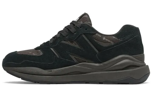 57/40 New Balance Gtx 'Black'