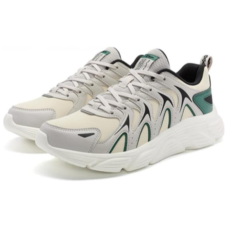 XTEP Comfortable Abrasion Resistant Low top Casual Running Shoes Men’s White Green