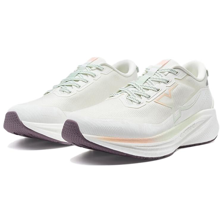 XTEP Cushioning Slip Resistant Low top Casual Running Shoes Women’s White Green